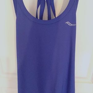 Saucony Athletic Tank top